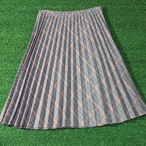 Take 1 wool blend accordion style midi length vintage skirt size 10/12